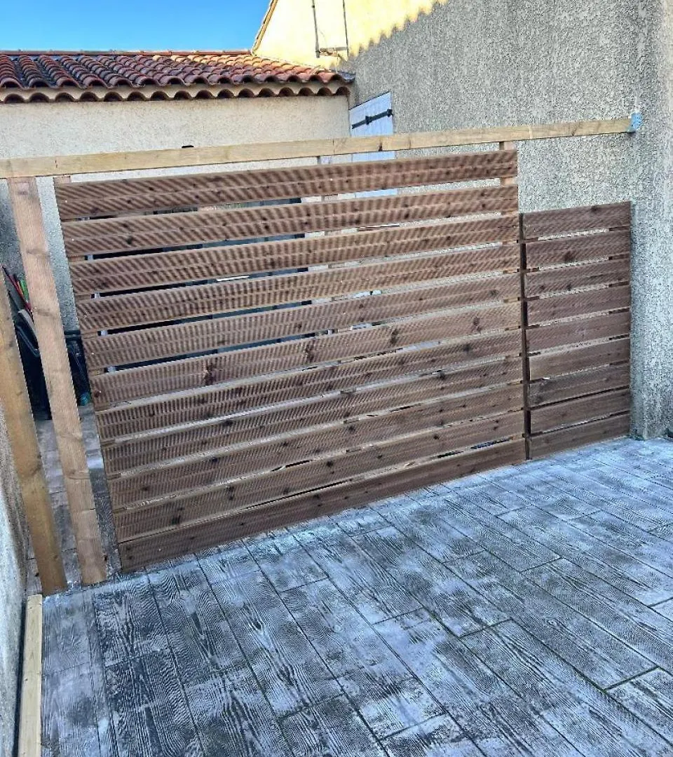 Beau Petit Studio Avec Terrasse Et 2 Couchages Fos-sur-Mer