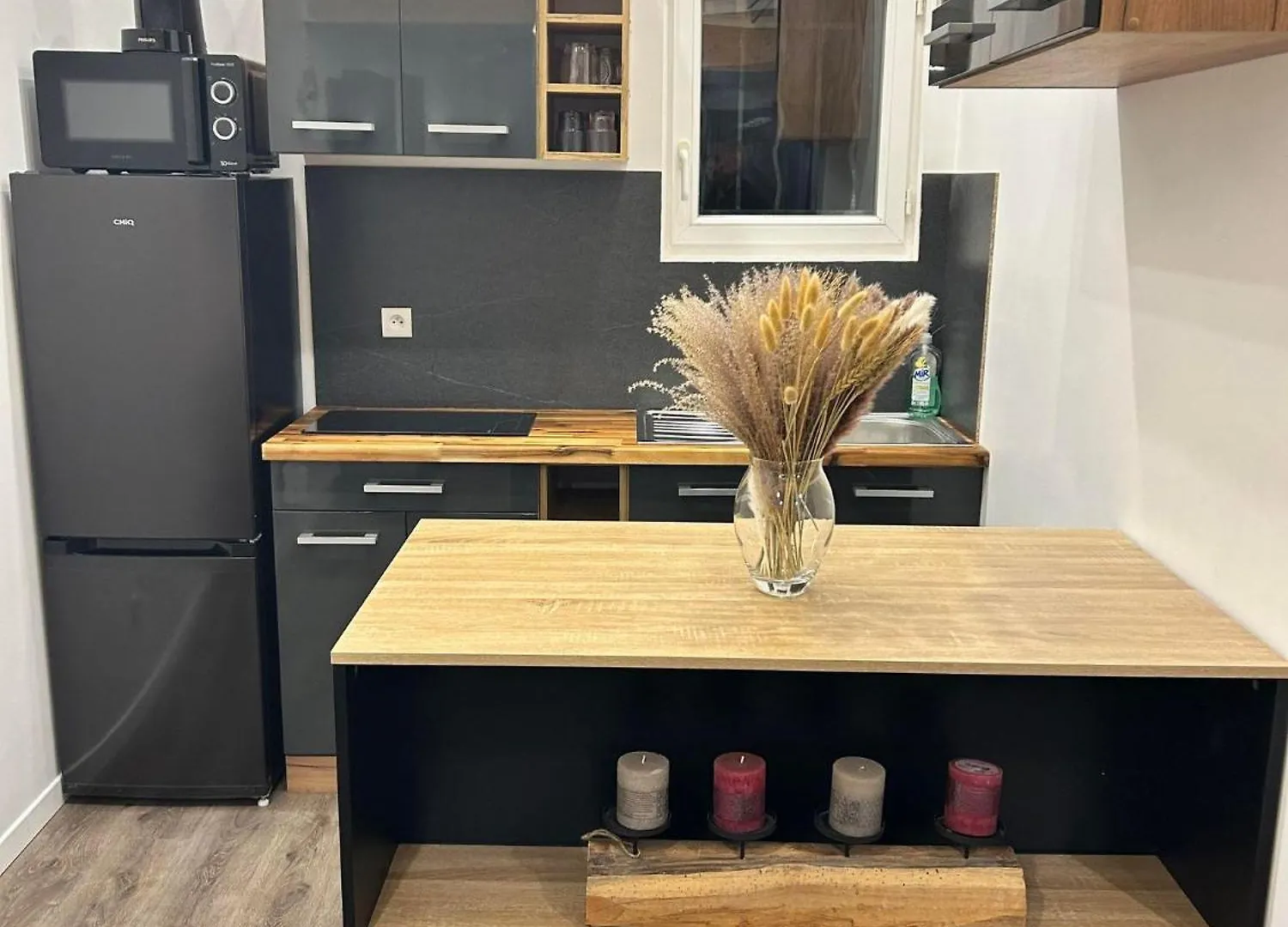Beau Petit Studio Avec Terrasse Et 2 Couchages Fos-sur-Mer Apartment